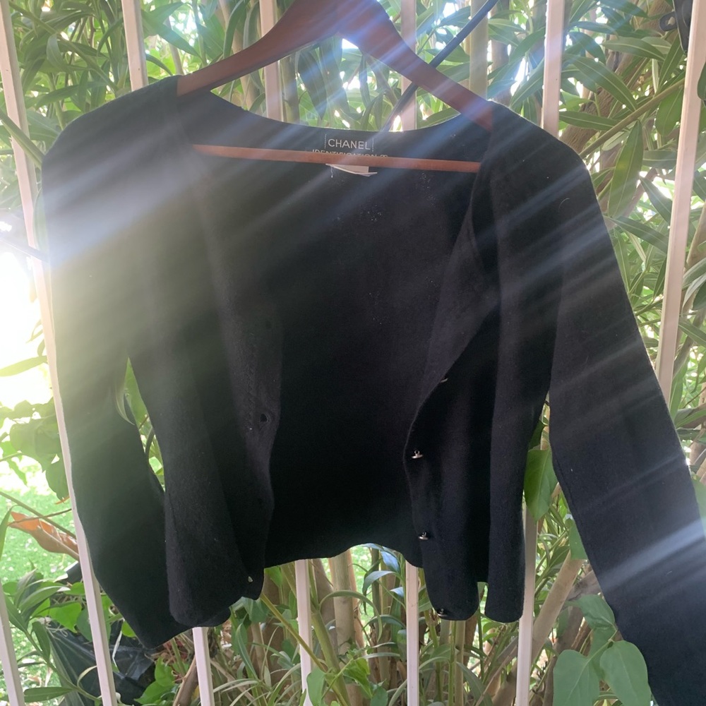 Chanel Identification cashmere sweater set, size 38, made in Italy